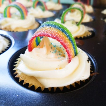 Easy Lemon Rainbow Cupcakes