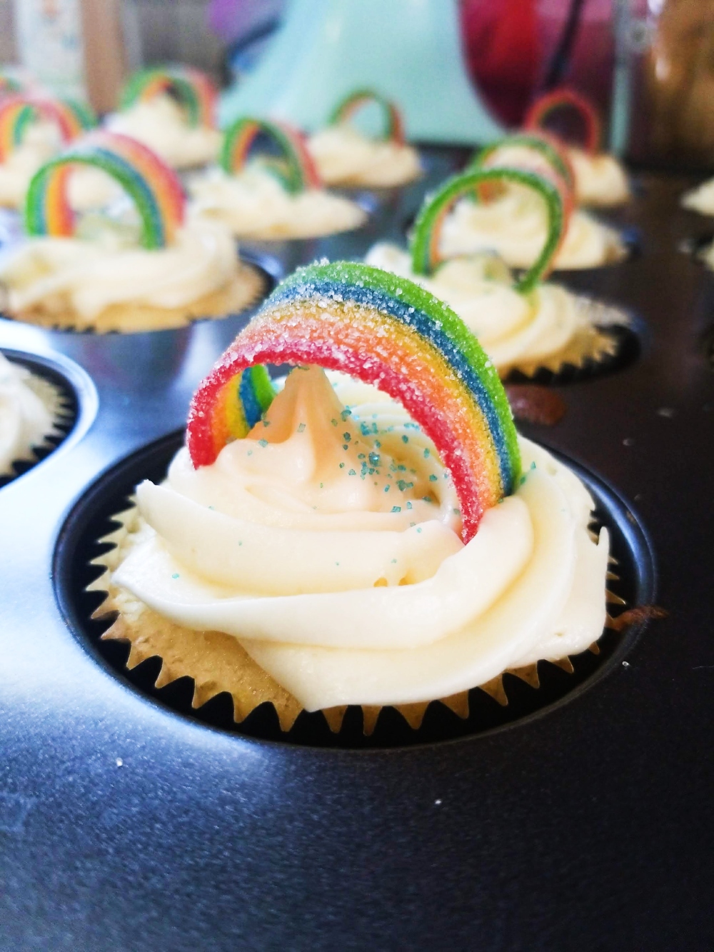 Easy Lemon Rainbow Cupcakes