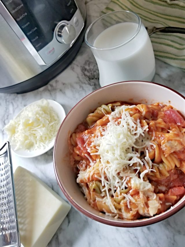 Instant Pot Chicken Marinara Rotini