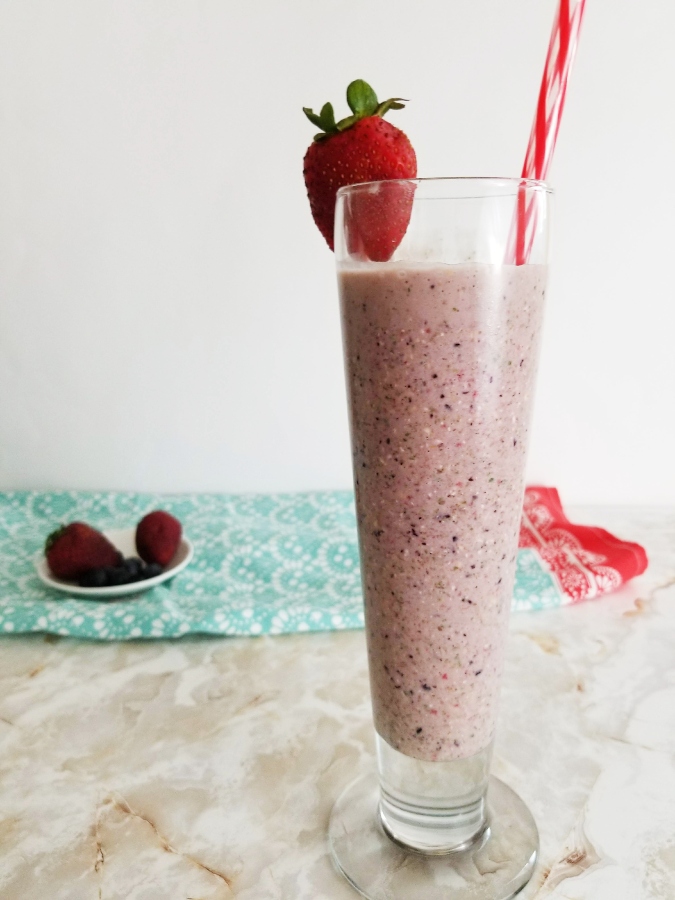 Double Berry Oat Smoothie 
