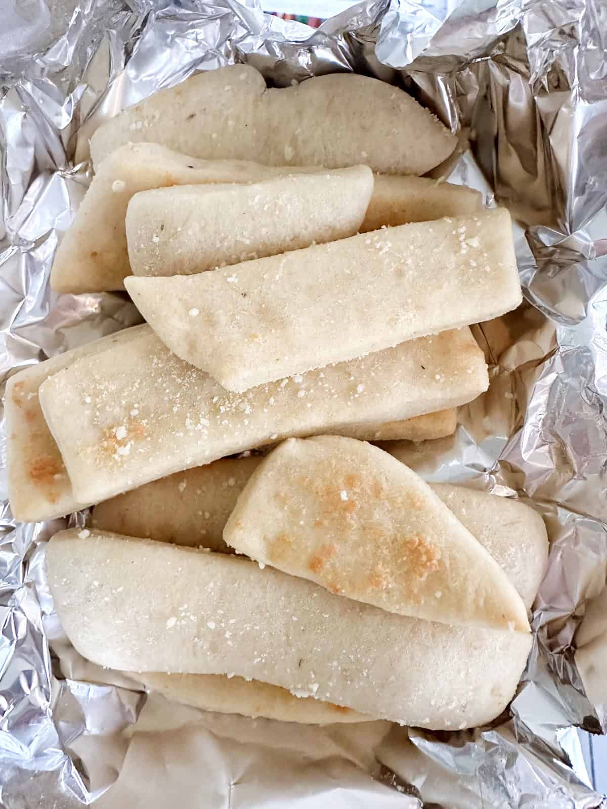 Breadsticks from pizza dough