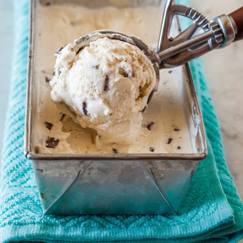 ice cream for Easy 4th of July Desserts 