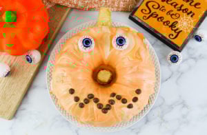 jack o lantern cake 1