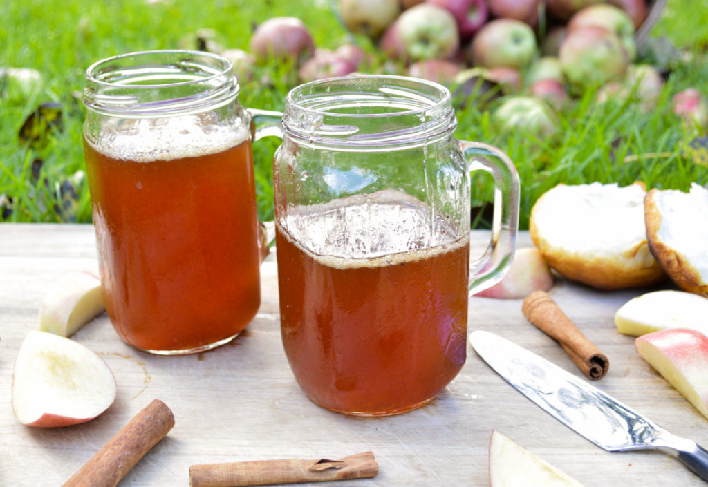How to Make Easy Cinnamon Apple Jelly Stef's Eats and Sweets
