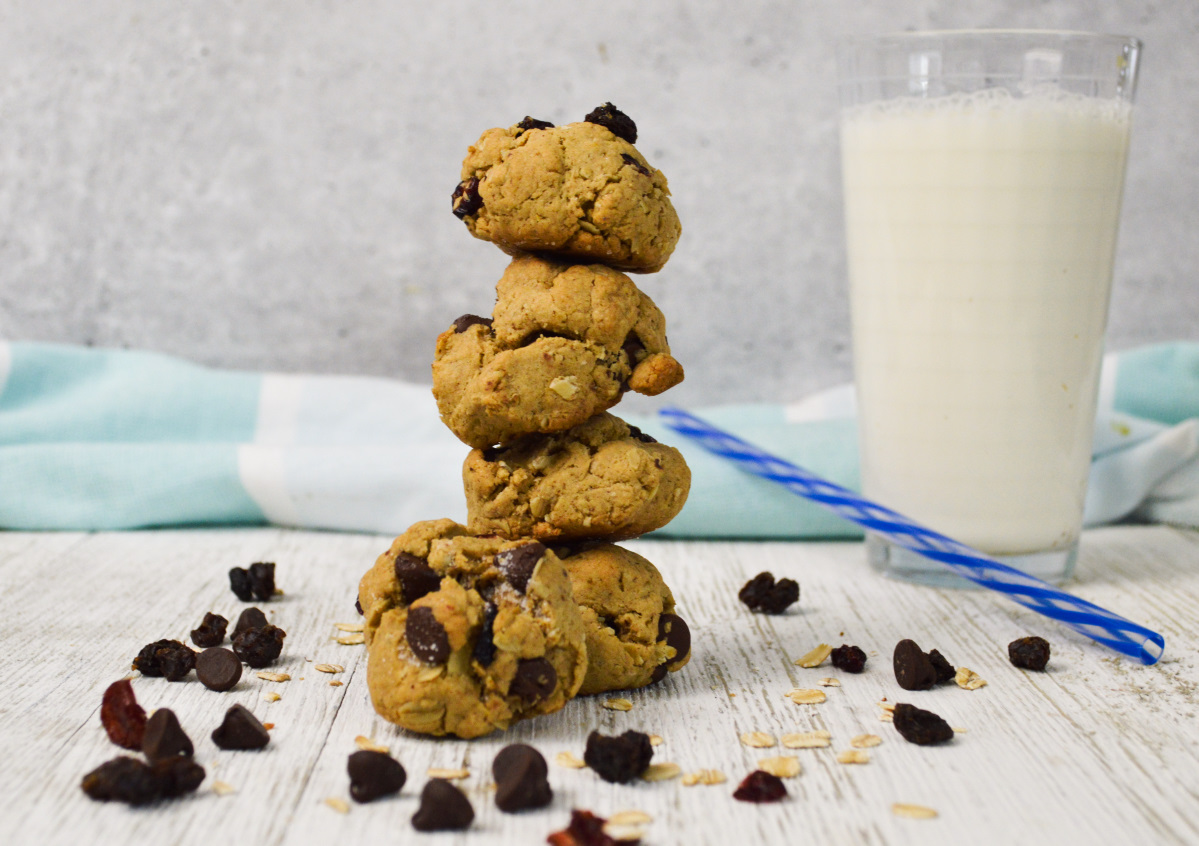 healthy cranberry raisin cookies with chocolate chips 