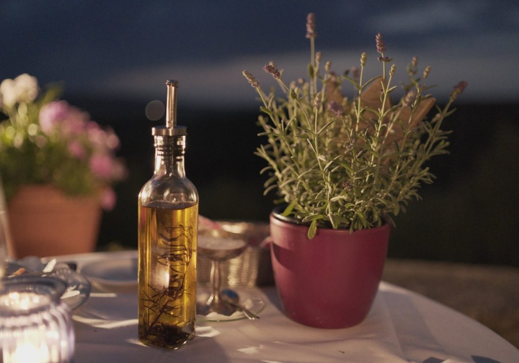 rosemary infused olive oil 