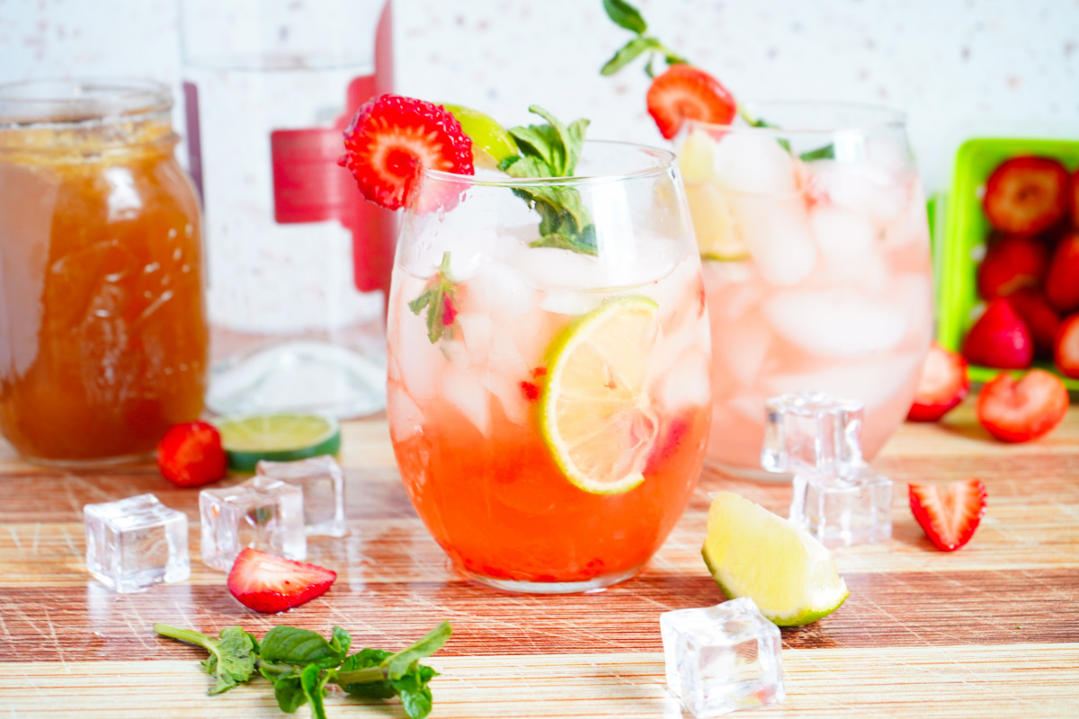 Strawberry Lemonade Smash