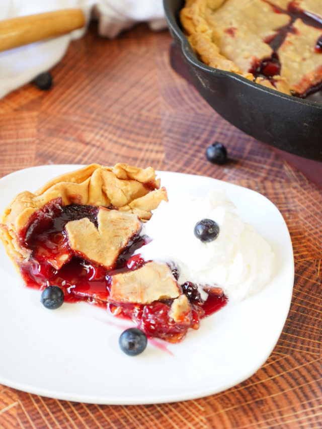 smoked berry chery pie vertical