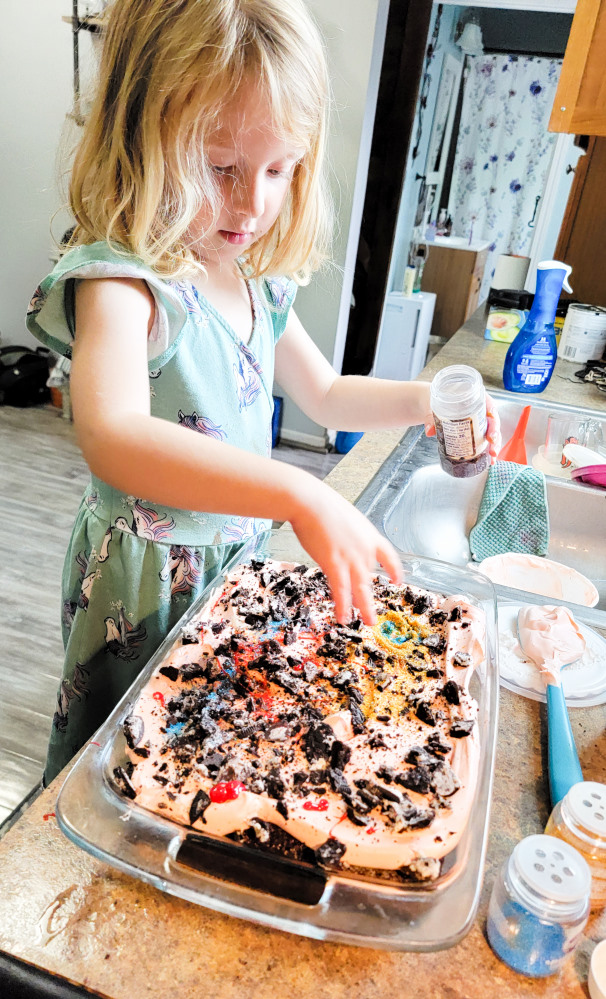 Gifts for kids who like to bake 