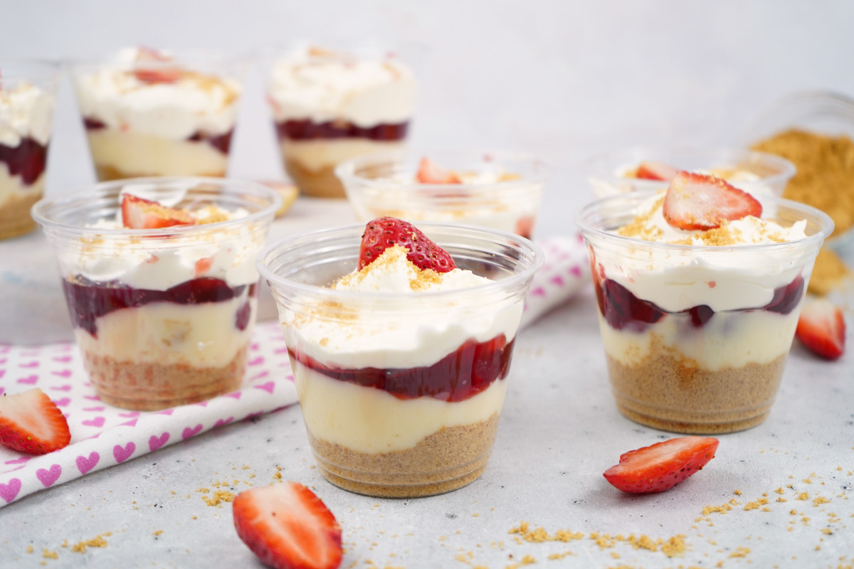 Easy Strawberry Pie Filling Parfait Cups