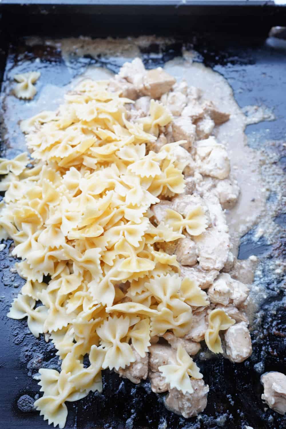 Blackstone Creamy Italian Chicken Pasta Stef's Eats and Sweets