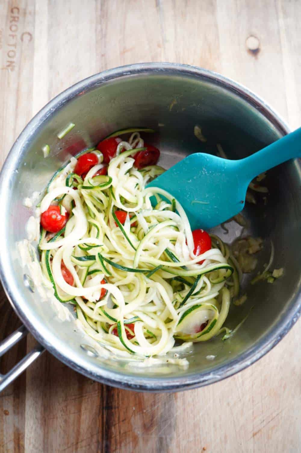 How to make zucchini noodles on stove