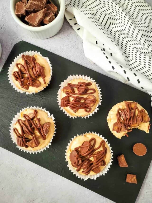 Cheesecake with peanut butter cups