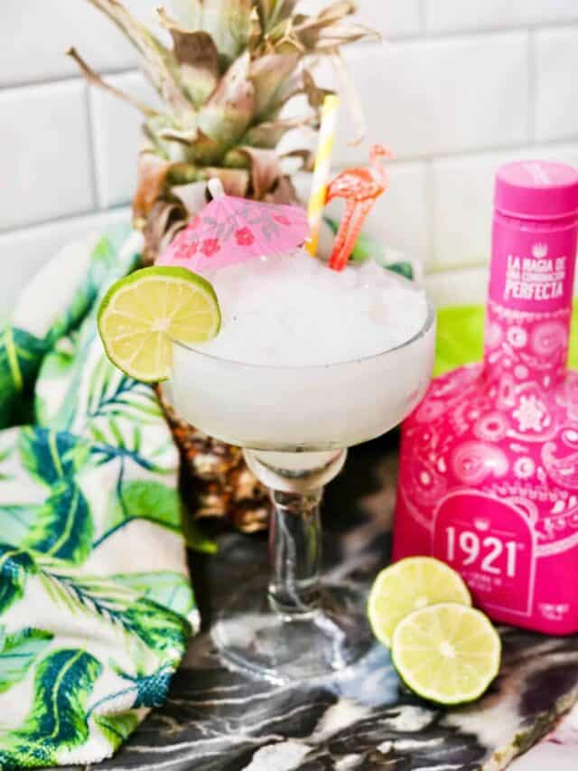 Creamy Frozen Coconut margaritas