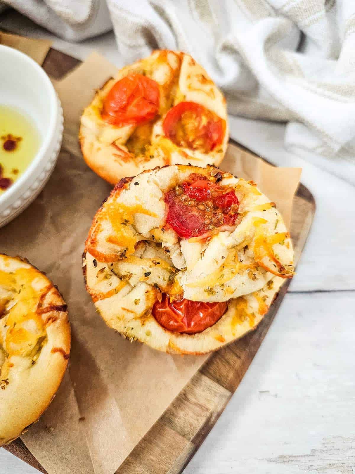 Italian Style Dinner Rolls with biscuits