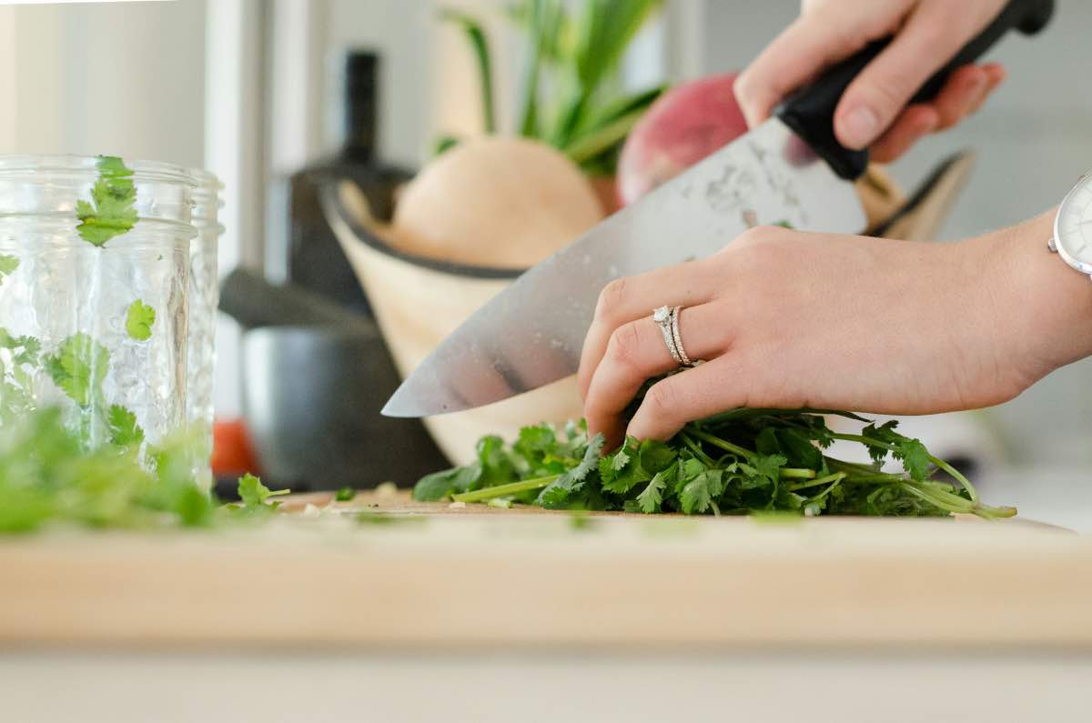 how to cook with fresh herbs