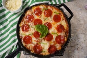 Pizza Gnocchi in cast iron pan