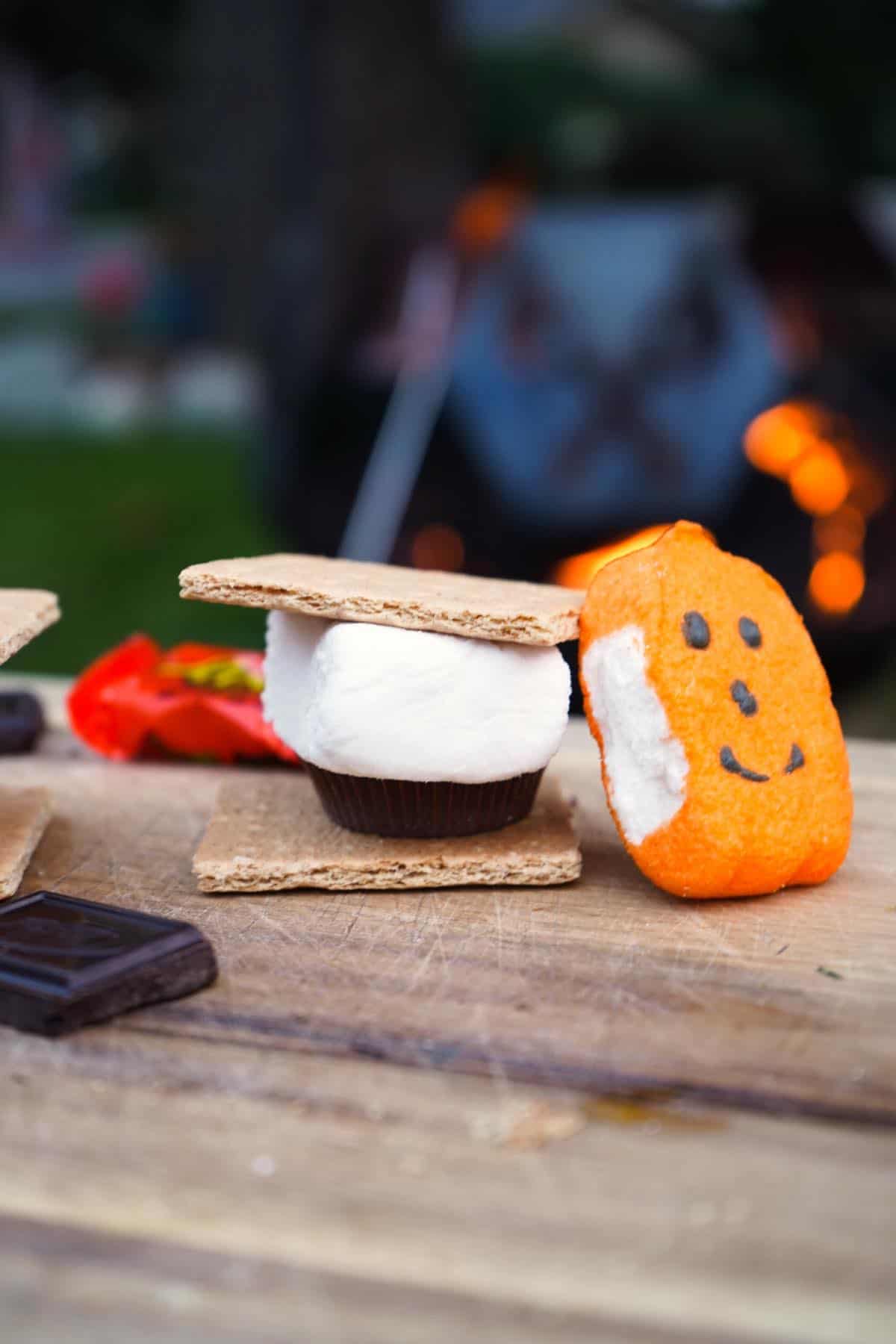 halloween smores vertical