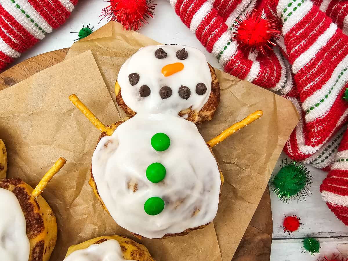 Snowman Cinnamon Rolls close up