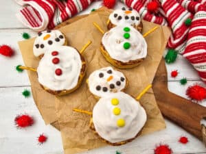 Snowman Cinnamon Rolls feature