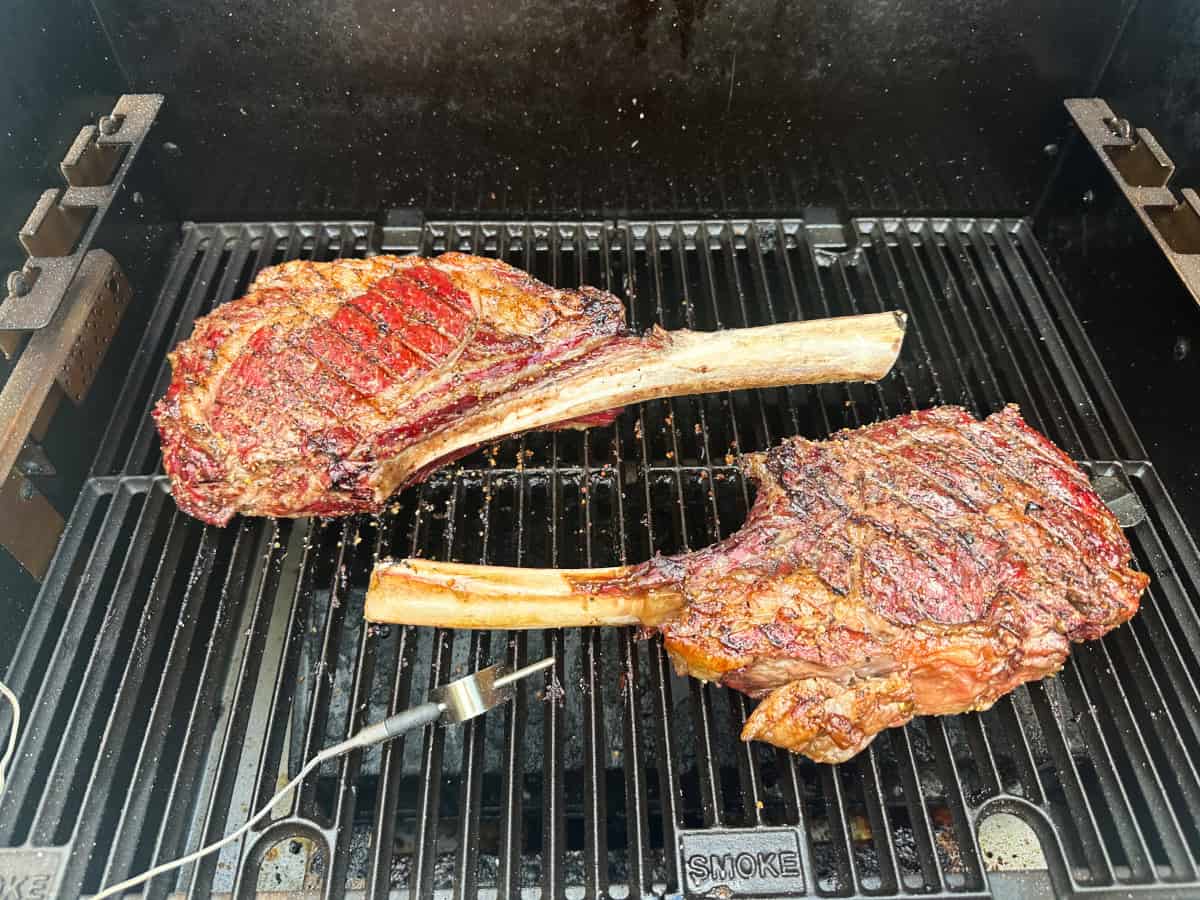 2 Tomahawk steaks in smoker